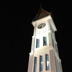 Jam Gadang di malam hari Jam Gadang di malam hari