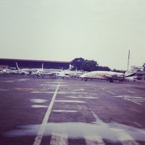 pesawat jet pribadi di Bandara Halim Perdanakusuma