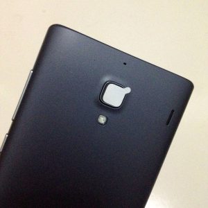 kamera utama 8MP