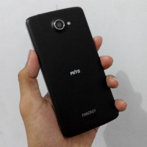 bagian belakang Mito A60 Fantasy U