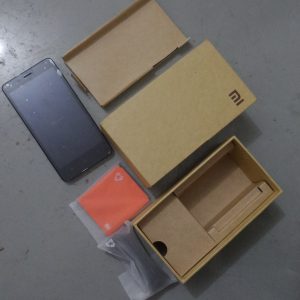 isi kemasan Xiaomi Redmi 2