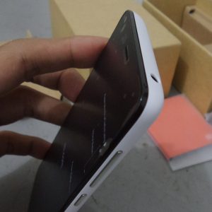 tombol dan jack 3,5 mm