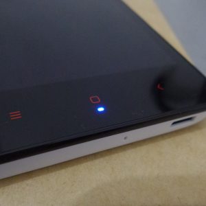 soft buttons dan lampu LED Xiaomi Redmi 2