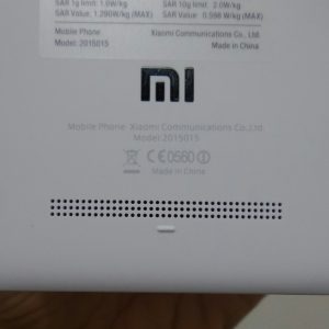 pengeras suara bagian belakang pengeras suara bagian belakang