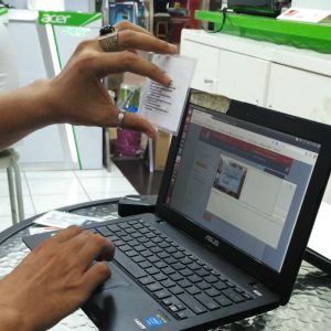 mengambil foto dokumen mengambil foto dokumen