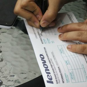 mengisi kartu garansi Lenovo mengisi kartu garansi Lenovo
