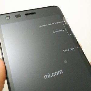 kamera depan dan layar Xiaomi Redmi 2 Prime