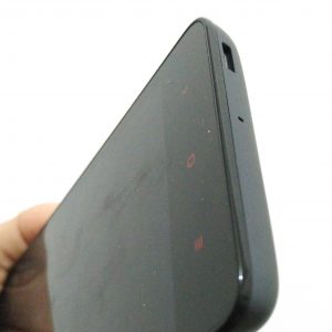 port USB dan soft buttons