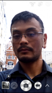 tampilan kamera depan Acer Liquid Z520