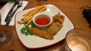 hasil foto dalam ruangan tanpa lampu kilat hasil foto dalam ruangan tanpa lampu kilat