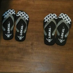 sandal Hotel Lokal Yogyakarta