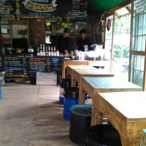 bagian dalam Warung Modjok