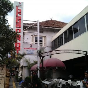 Toko Braga Permai