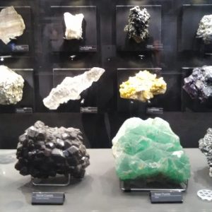 koleksi batuan Museum Geologi