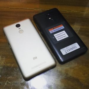 perbandingan bagian belakang Xiaomi Redmi Note 3 dan Xiaomi Redmi Note 4