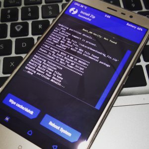 memasang patch TeleService buatan Indra Binuners