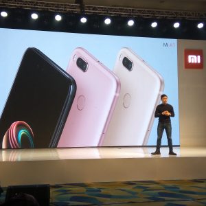 pilihan warna Xiaomi Mi A1, Black, Rose Gold, dan Gold
