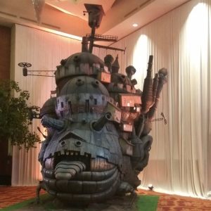 istana Howl dari film Howl’s Moving Castle