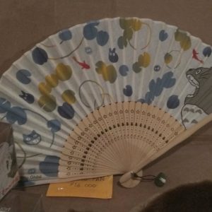 merchandise kipas kertas