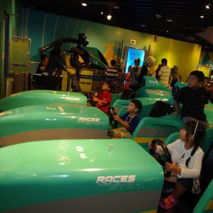 suasana di dalam Petrosains