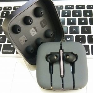 Xiaomi Mi In-Ear dilengkapi karet telinga cadangan
