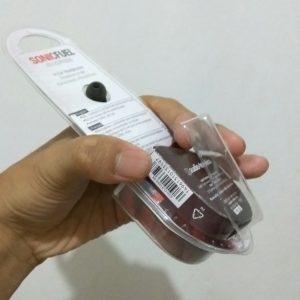 membuka kemasan earphone Audio Technica Sonic Fuel ATH-CLR100iS membuka kemasan earphone Audio Technica Sonic Fuel ATH-CLR100iS