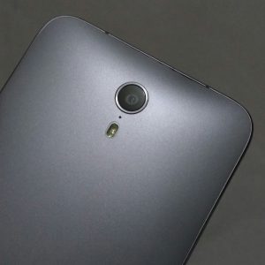 kamera utama 13 MP Lenovo Zuk Z1 kamera utama 13 MP Lenovo Zuk Z1