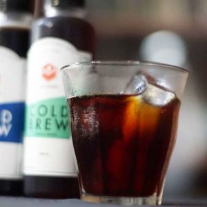kopi dingin hasil metode cold brew