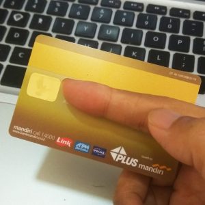 Mengganti Kartu Mandiri Debit dan Paspor BCA ke Gold — matriphe! personal blog