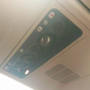 panel bantuan pesawat Boeing 737-524 PK-NAL Kesejahteraan