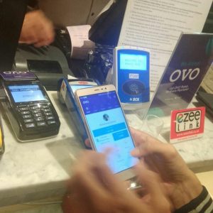 membayar menggunakan OVO
