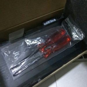 baterai lama dan bonus 2 obeng