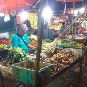 pedagan pasar Pondok Gede