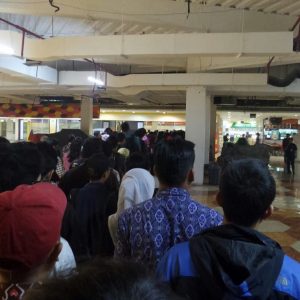 antrean di Mal Pelayanan Publik Kota Bekasi