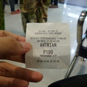 nomor antrean cetak e-KTP di Mal Pelayanan Publik Kota Bekasi