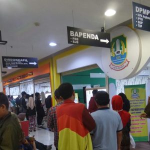 beberapa loket pelayanan di Mal Pelayanan Publik Kota Bekasi