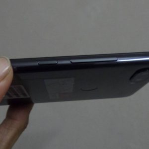 tombol volume dan power