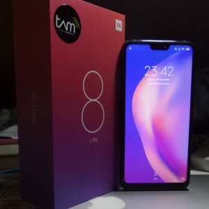 Xiaomi Mi 8 Lite