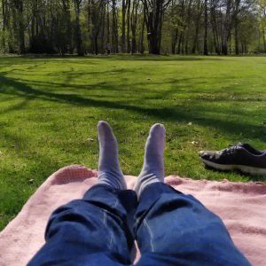 menikmati suasana Tiergarten