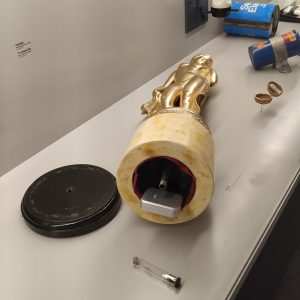 alat menyimpan dokumen