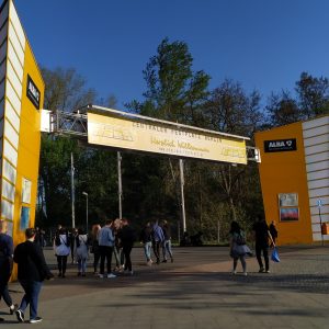 pintu masuk Berliner Frühlingfest