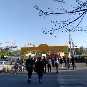 pintu menuju ke Berliner Frühlingfest