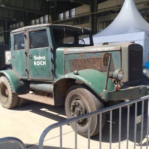 truk yang digunakan saat Airlift