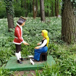 patung kisah Cinderella di Märchenwald