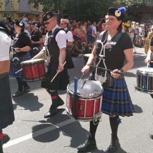 penabuh drum The Islaynder penabuh drum The Islaynder