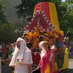 gunungan Jagannath Sobha Yatra