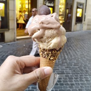 es krim dari Venchi Cioccolato e Gelato