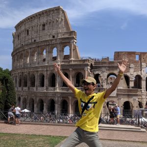 di depan Colloseum, Roma, Italia