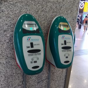 mesin validasi tiket Trenitalia