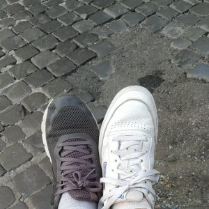 bersama menginjakkan kaki di Roma